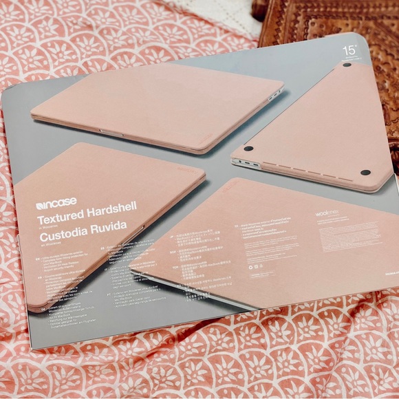 🦢 15 Inch MacBook Pro Laptop Hardshell Woolenex Textured Case | Pink Salt - Picture 4 of 8